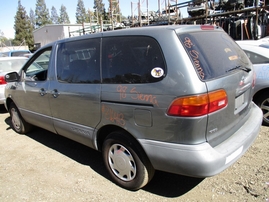 1998 TOYOTA SIENNA LE PEARL GREEN 3.0L AT Z16413